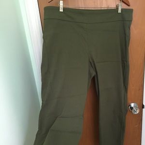 Dana Buchman stretch twill pants